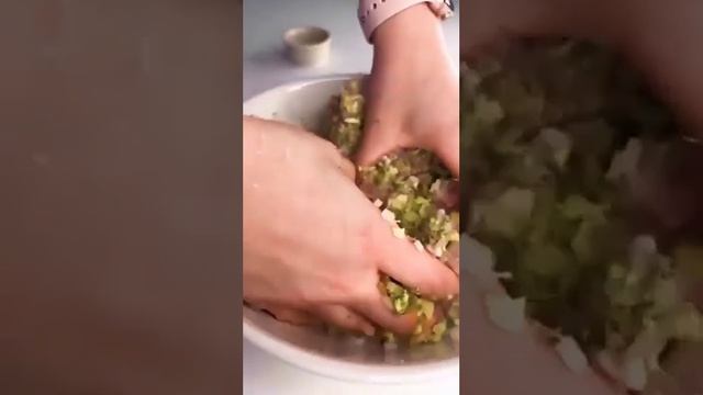 Самые полезные и похудительные котлетки с брокколи ? ⠀Ингредиенты: в комментарий