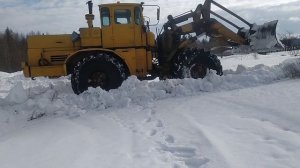 ТРАКТОР КИРОВЕЦ К 700 К 701