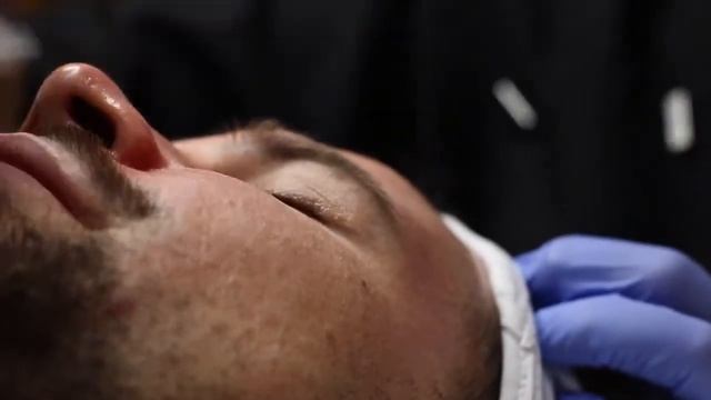 pHformula A.G.E Peel At The DermaGuru | Advanced Resurfacing Treatment | The Daily Davies смотреть онлайн