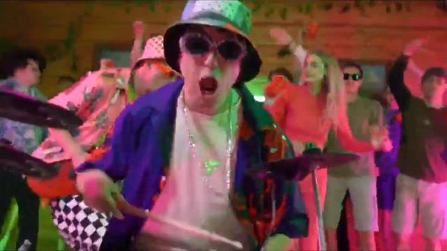 клип аришнев на подписчиков 4 000 000 я был на даче 2дней я вернулся смотреть онлайн