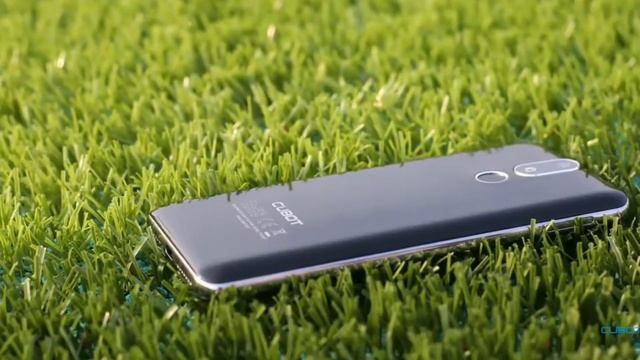 Cubot demonstrates the camera capabilities of Cubot Power (video) First Look. смотреть онлайн