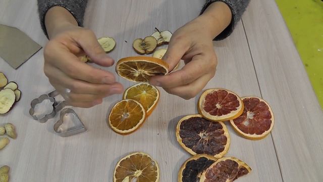 Как сушить апельсины для декора. Флористика смотреть онлайн