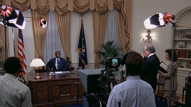 Столкновение с бездной (1998) смотреть онлайн