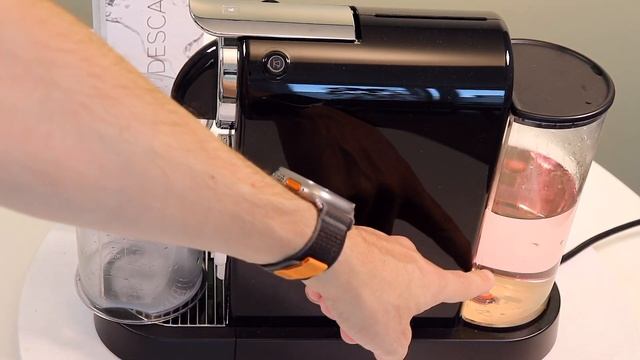 How to Descale DeLonghi Nespresso Citiz EN167 смотреть онлайн