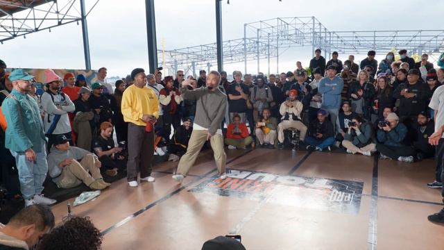 Bet on BLK vs Squadron [top 16] // stance x PRO BREAKING TOUR: BATTLE ROYAL 2024 смотреть онлайн