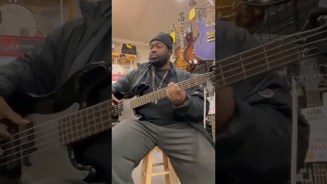 Squier Contemporary Active Precision Bass PH V @fender #pbass смотреть онлайн