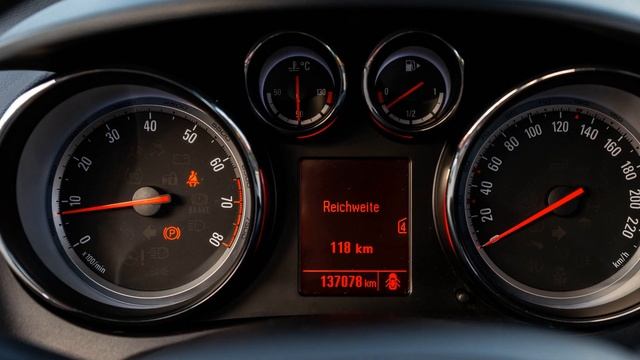 Opel Meriva 2011r. 1.4 Turbo Benzyna 140 KM смотреть онлайн
