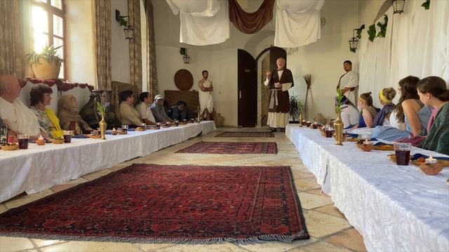 Adventures Through the Holy Land Vlog #16 -- Attending a Triclinium Meal and Hunting for Tumuli смотреть онлайн