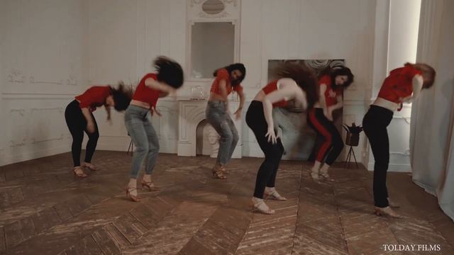Song - Ritmo Latino Raggeton Bachata Екатерина Нестерова @ekaterina_nesterovafit смотреть онлайн