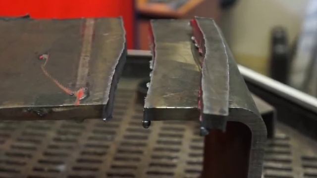 Плазменная резка конструкционной стали 10 и 12 мм. AIRHOLD 40 смотреть онлайн