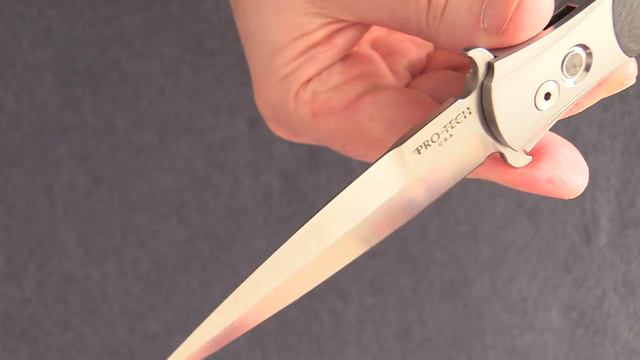 The Coolest Automatic Knives of the World-according to my channel. смотреть онлайн