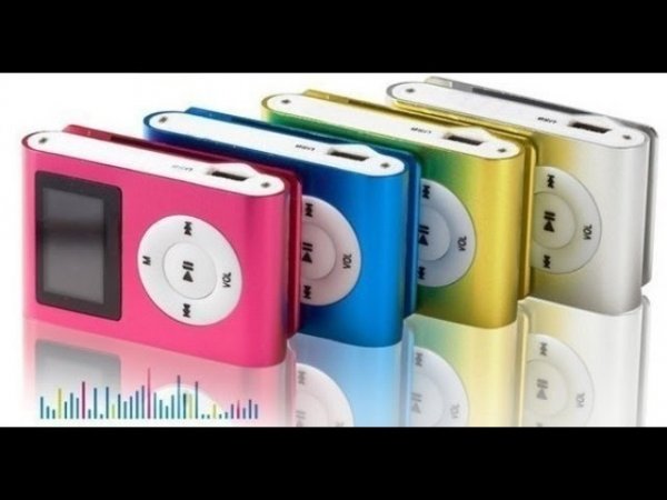 Дешевые наушники и копия ipod shuffle 2 с экраном с Алиэкспресс