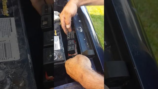 96 ford explorer hidden fuses solved battery light on problem смотреть онлайн