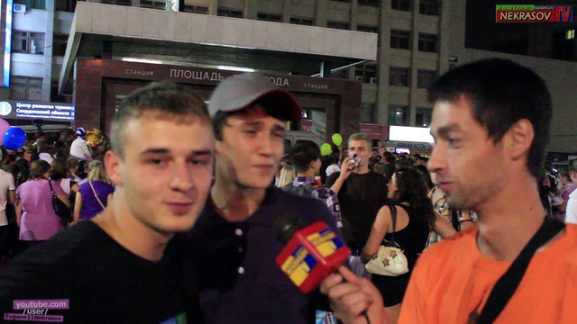 шоу NEKRASOV TV "Екатеринбург 290 лет 17.08.2013 день города" выпуск №2 салют, площадь 1905 года смотреть онлайн