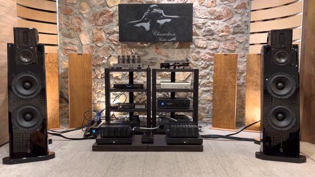 Sigma Acoustics Orchestra 2.5 Plus Audio Hungary Qualiton P200