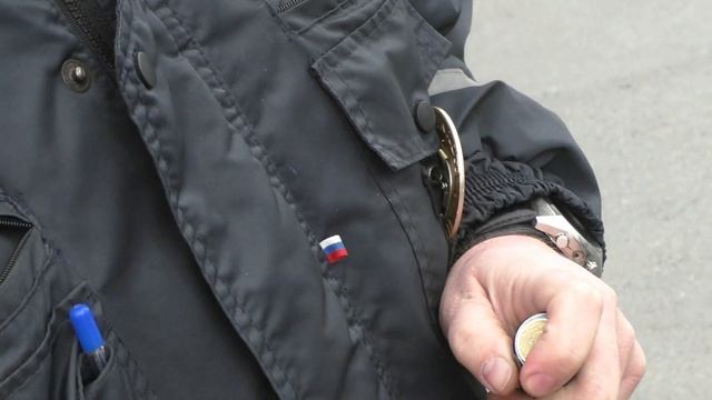 ДПС г. Артём Сделал замечание "защитничкам" - 19.3 ( первая серия ) смотреть онлайн
