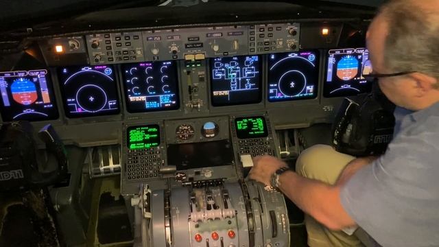 MD-11 Cockpit Setup, FMS Programing, WGA смотреть онлайн