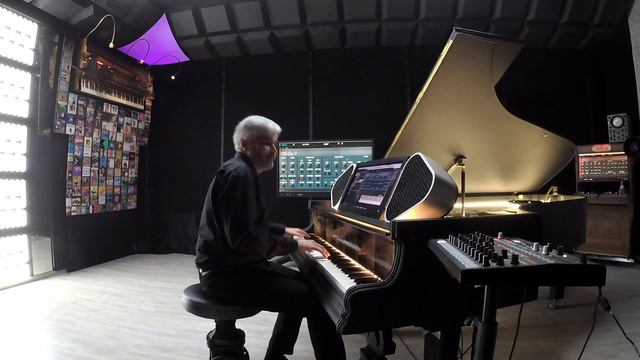 How to play Van Halen "Jump" on a 134 year old Steampunk Grand Piano смотреть онлайн