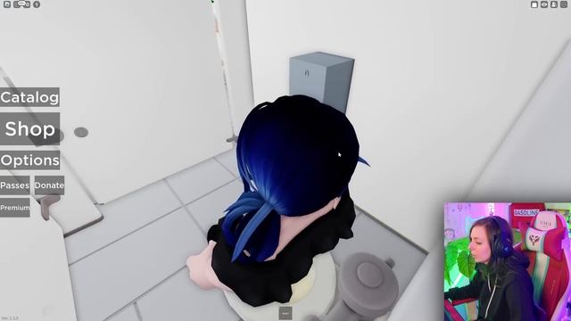 ? CHALLENGE: 24 H W TOALECIE PUBLICZNEJ ?!?! ?Public Bathroom Simulator Roblox смотреть онлайн