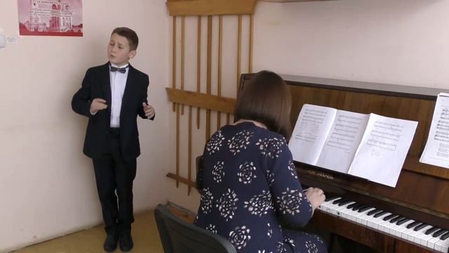 1. Муз. В.Шаинского, сл. Е.Шевелевой «Уголок России» смотреть онлайн