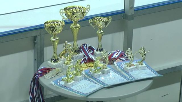 Играют и взрослые и дети смотреть онлайн