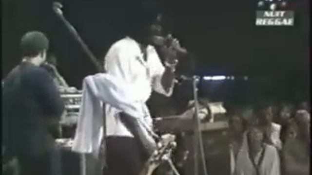 Peter Tosh 1979-07-16 Pt 5: Don't Look Back смотреть онлайн