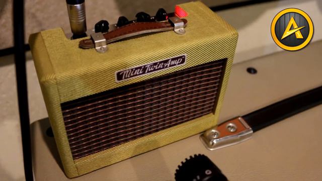 Comparativo Fender ( Mini Twin Amp X Band Master + 4x12 ) - Round 1 - Clean. смотреть онлайн