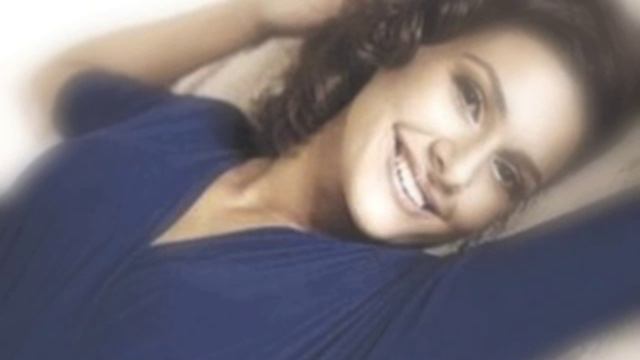 Bergüzar Korel TAHTA EV YENİ ŞARKI.m4v смотреть онлайн