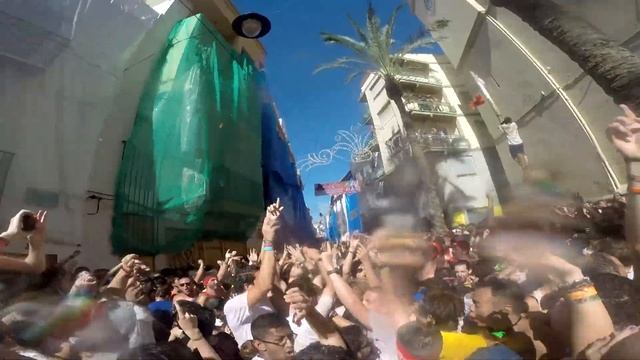 La Tomatina | Bunol, Spain | Biggest Food Fight In The World смотреть онлайн