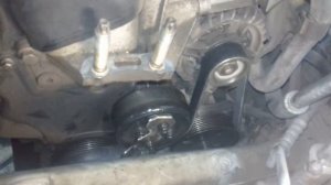 замена приводного ремня на Ford Focus. самодельная приспособа !