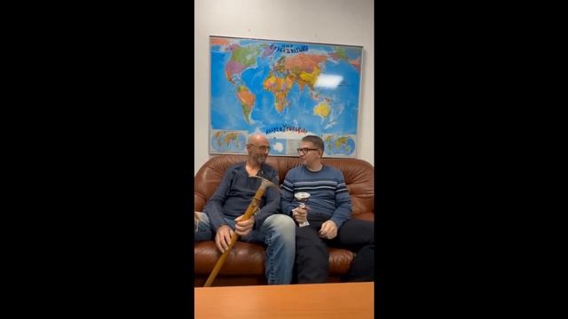 Быть шахматному турниру на Эвересте! Так решили Александр Абрамов и Андрей Голов. смотреть онлайн