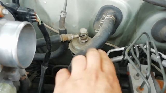 Замена топливного фильтра Toyota Carina at211 7a-fe смотреть онлайн