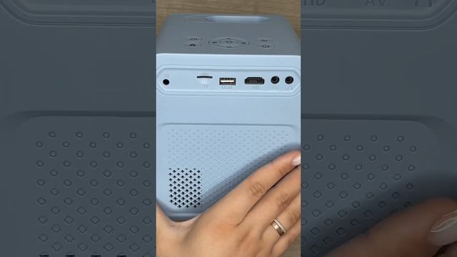 Обзор проектора UMIIO смотреть онлайн