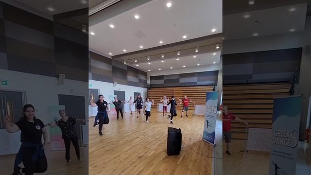 Zeibekiko lesson - Greek Dance #greek #music #dance #zeibekiko #ζεϊμπέκικο смотреть онлайн