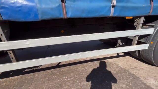 Mercedes Benz Axor 2533 6 X 2 Curtainsider смотреть онлайн