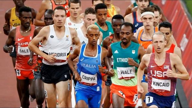 Mens 5000m Heat 1, Woody Kincaid, Mohamed Ahmed, Chelimo, Kimeli qualify for semis смотреть онлайн