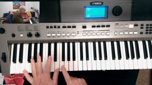 Yamaha PSR-E443. Урок1.