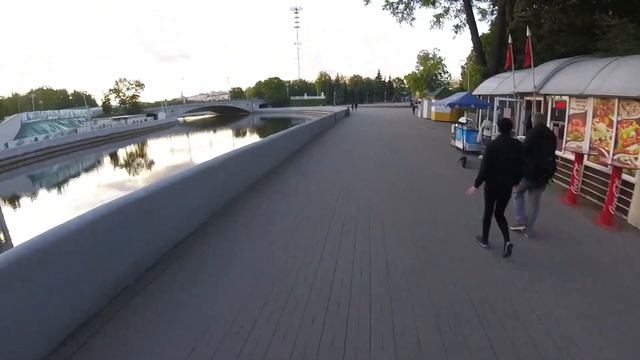 Электросамокат VS Машина. Xiaomi Electric Scooter m365 Pro против Автомобиля Каршеринга смотреть онлайн