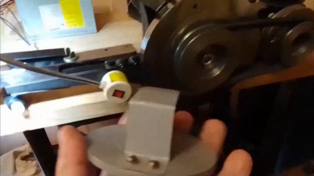 Швейная машинка Версаль, электропривод и другие доработки. смотреть онлайн