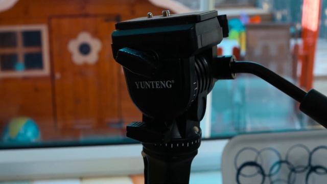 Best Tripod for DSLR Video and Photography смотреть онлайн