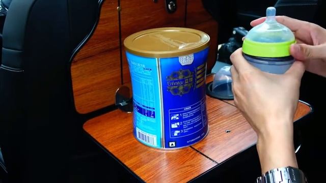 Столик на сиденье в машину