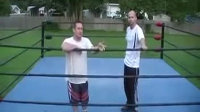 Уроки реслинга 'Дроп Кик' смотреть онлайн