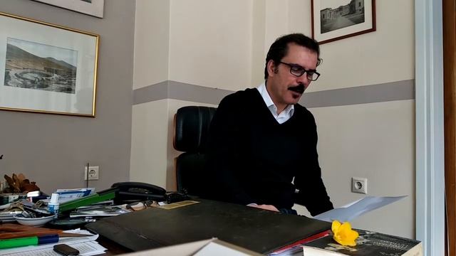 Герасимос Михелис читает Юрия Олешу смотреть онлайн