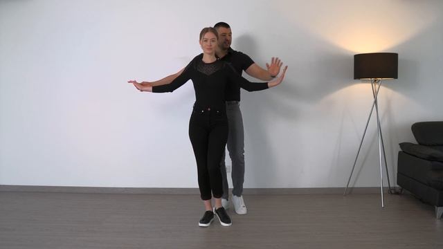 How To Head Roll In The Shadow Position | Bachata Sensual Tutorial смотреть онлайн