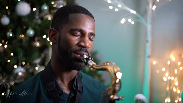 The Christmas Song - Nat King Cole (Saxophone Cover) смотреть онлайн