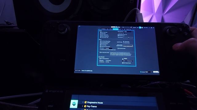 Serato DJ Pro 3.0 on SteamDeck with Denon DJ SC Live 4 смотреть онлайн