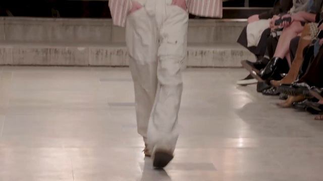 ISABEL MARANT | Spring-Summer 2023 Show смотреть онлайн