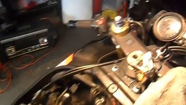 2k5 GSX-R600 not reving passed 9k rpm смотреть онлайн