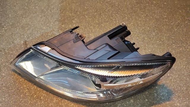 фара левая рестайлинг для Skoda Skoda Octavia