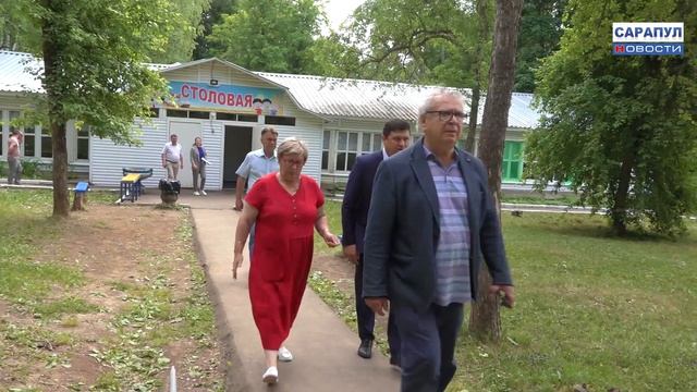 ПЕРВАЯ СМЕНА В ДЕТСКОМ ЛАГЕРЕ "ОРЛЁНОК" смотреть онлайн